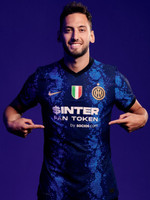 讳地批评他 讳地批评他