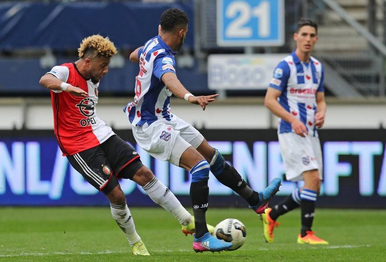 持高度专注 持高度专注